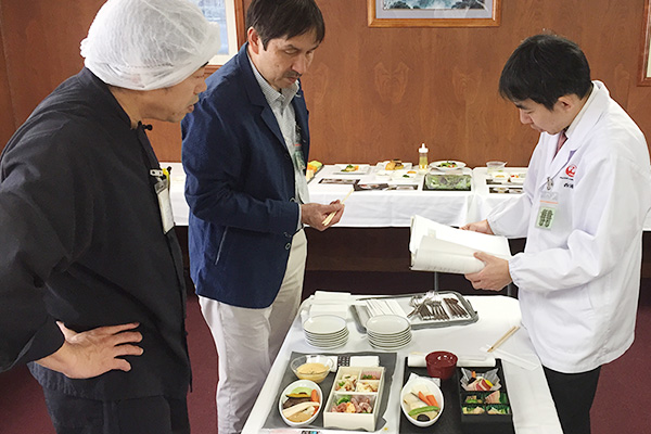 海外基地の機内食コンサルティング